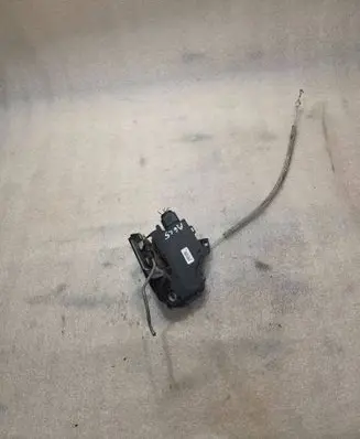 Audi A6 S6 C5 4B Front door lock 4B1837015G