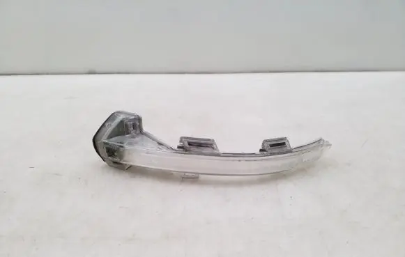 Volkswagen PASSAT B8 Mirror indicator light 3G0949101