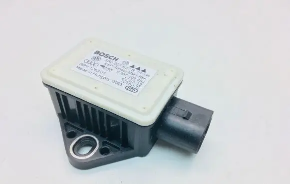 Audi Q5 SQ5 ESP acceleration yaw rate sensor 8R0907637B
