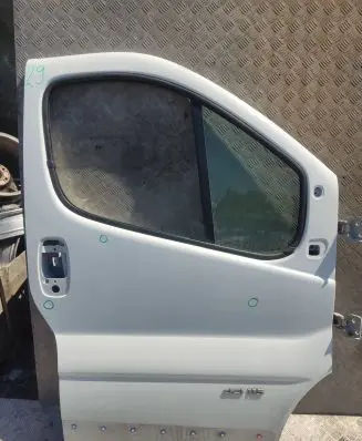 Renault Trafic II (X83) Front door