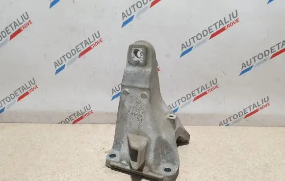 BMW X1 E84 Engine mounting bracket 6777064 2211677064