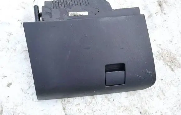 Opel Astra H Glove box 13191459