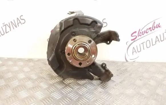 Skoda Kamiq Front wheel hub 2Q0407256AD DVH0092