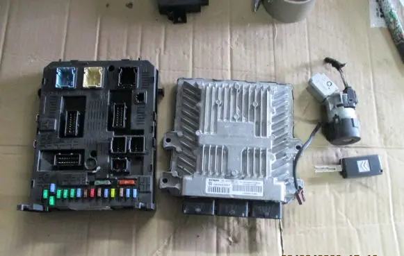 Citroen C5 Engine ECU kit and lock set 9665164380