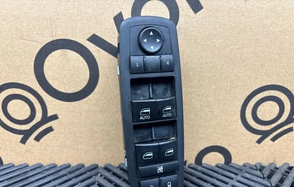 Ram 1500 DT Electric window control switch 68262253AC