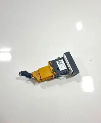 Skoda Octavia Mk2 (1Z) Parking (PDC) sensor switch 1z0919281b