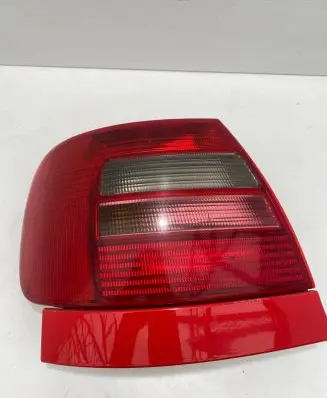 Audi A4 S4 B5 8D Rear/tail lights 8D0945095D