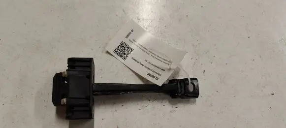BMW 3 F30 F35 F31 Front door check strap stopper 7311339