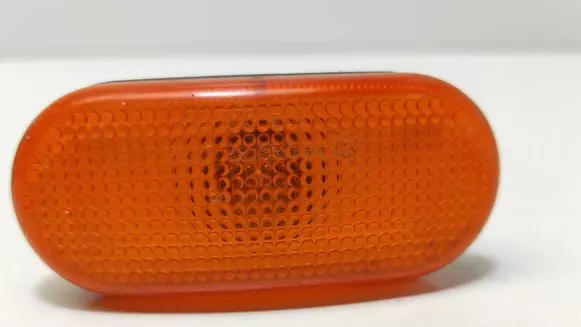 Skoda Felicia II Front fender indicator light