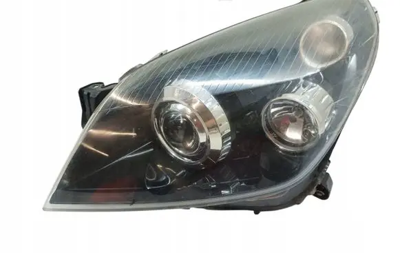 Opel Astra H Headlight/headlamp 