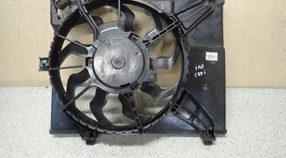 Hyundai i10 Coolant radiator