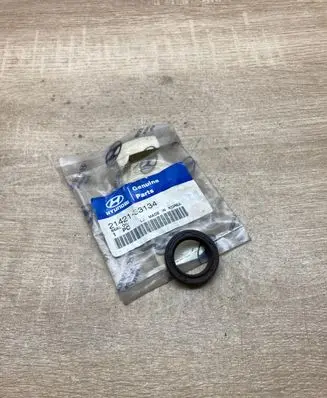 Hyundai Sonata Gearbox gasket 2142133134