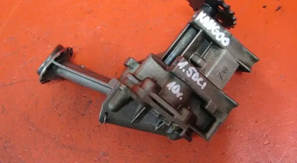 Renault Kangoo II Oil pump 8200307174