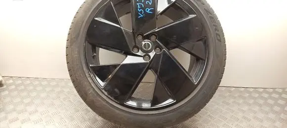 Volvo XC40 R20 alloy rim 32410864