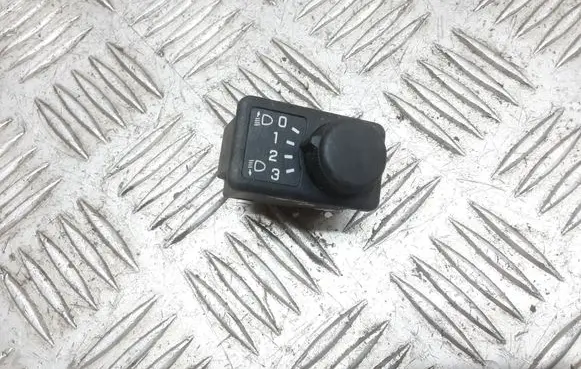 Nissan Almera N16 Headlight level height control switch
