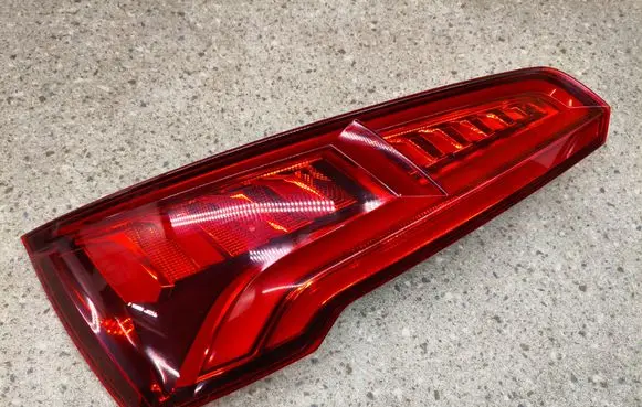 Audi Q5 SQ5 FY Tailgate rear/tail lights 