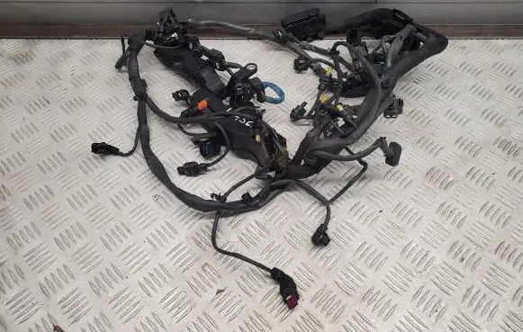 Mercedes-Benz CLA C117 X117 W117 Engine installation wiring loom A2701507133 A2700108902