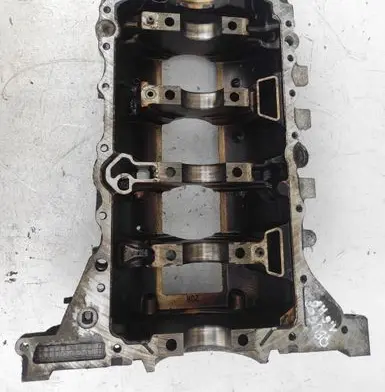 Peugeot 308 Engine head 