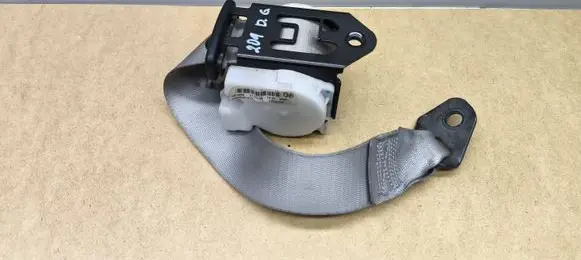 Rear seatbelt
