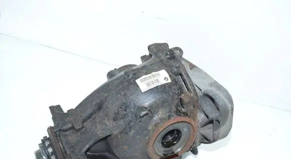BMW X5 E70 Rear differential 7590913 33107590913 33107590914