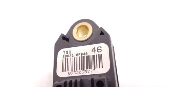 Toyota Verso Airbag deployment crash/impact sensor 898310F040 0933035777
