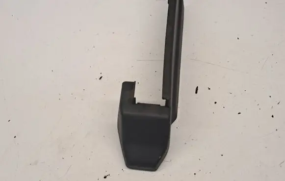 Toyota Verso Front driver seat rail trim 721240F020