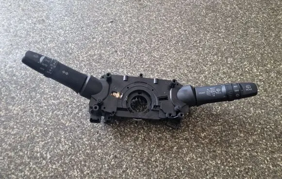 Mitsubishi Space Star Wiper turn signal indicator stalk/switch