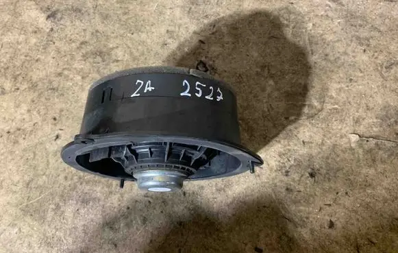 Audi A8 S8 D4 4H Front door speaker 4H0035411A