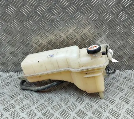 Toyota Land Cruiser (J200) Coolant expansion tank/reservoir 1647011150