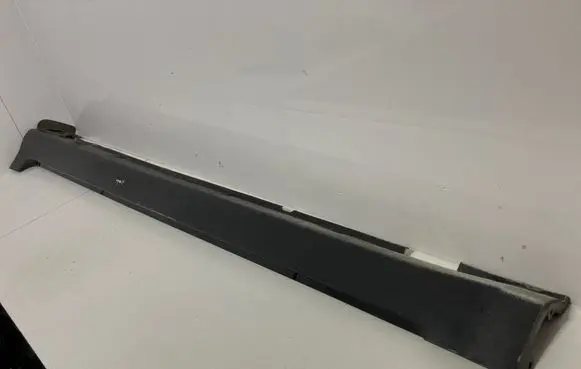 Suzuki Kizashi Sill 7724157L0L