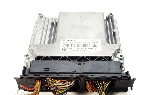 BMW 5 E60 E61 Engine control unit/module ECU 8510591