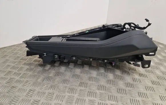 Peugeot 308 Center console 9835860680 2559690X T0550043