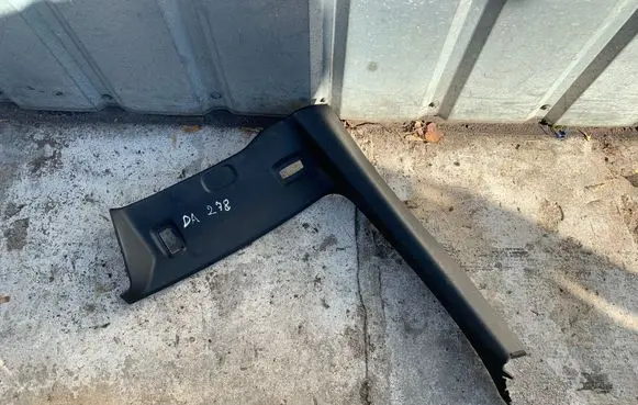 (A) pillar trim