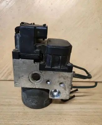 Nissan Primera ABS Pump 967631 0273004316