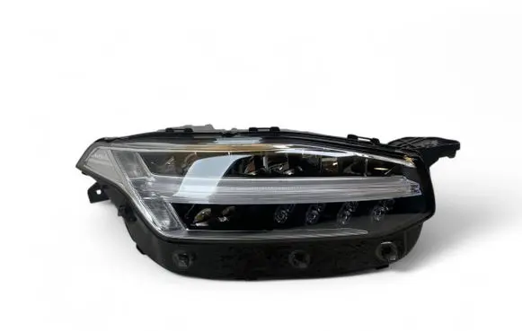 Volvo XC90 Headlight/headlamp 31655717
