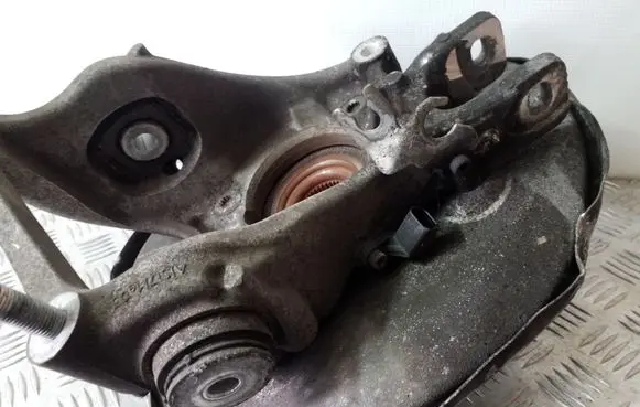 Audi A5 Sportback 8TA Rear wheel hub spindle/knuckle 8K0505432AR