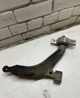 Lexus IS 220D-250-350 Front lower control arm/wishbone