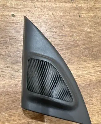 Volvo V70 Front door speaker 30781067