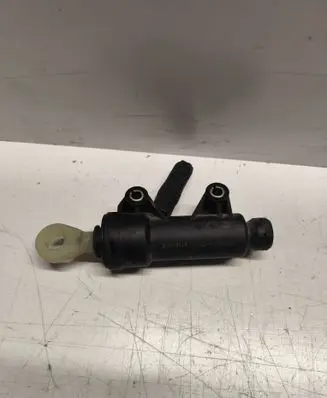 BMW 3 E46 Clutch master cylinder 21526758822