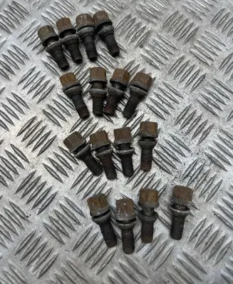 Citroen C4 I Picasso Nuts/bolts 