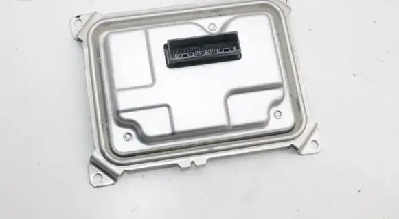 Peugeot 2008 II LED ballast control module L894762
