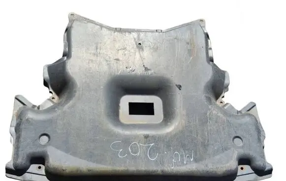 Mercedes-Benz C W203 Engine splash shield/under tray A2035201723