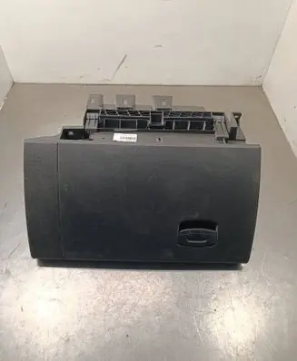 Renault Kadjar Glove box set 685005747R 00175316 685002635R