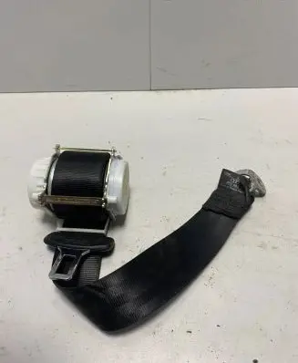 Audi A3 S3 8P Rear seatbelt 8P3857805B 33041596