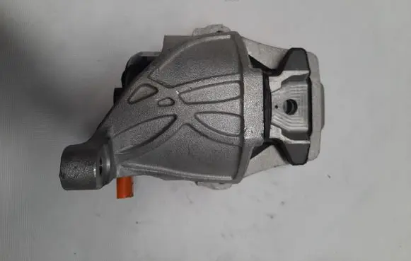 Audi A5 Engine mount vacuum valve 