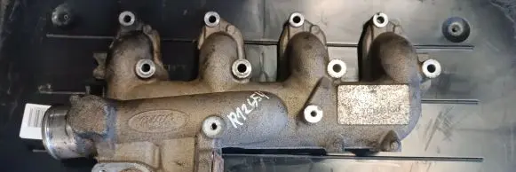 Ford Focus Intake manifold 4N5J9D475BA
