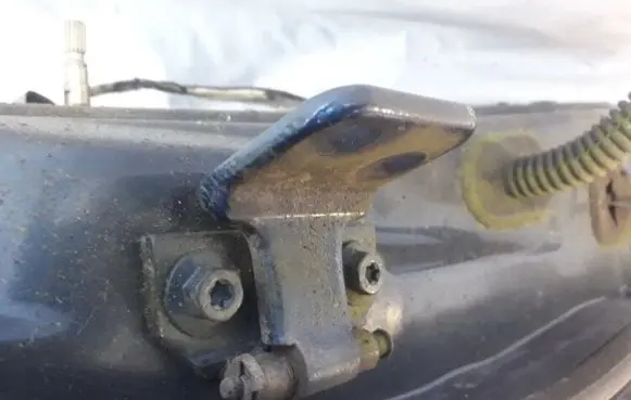 Renault Espace III Rear door lower hinge
