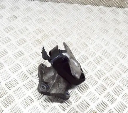 Volkswagen Amarok Engine mount bracket 2H6199307 2H6199256B