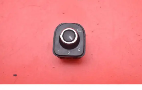 Volkswagen PASSAT CC Mirror heating switch 5K1959565