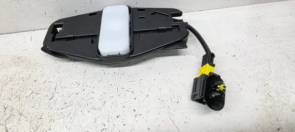 Peugeot 5008 II Seat pressure sensor 1610189980